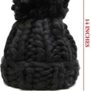 BIG YARN POM BEANIE